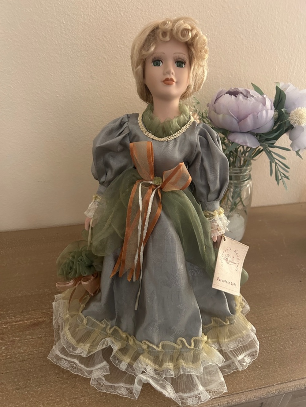 Swan Collection Porcelain Doll NWT